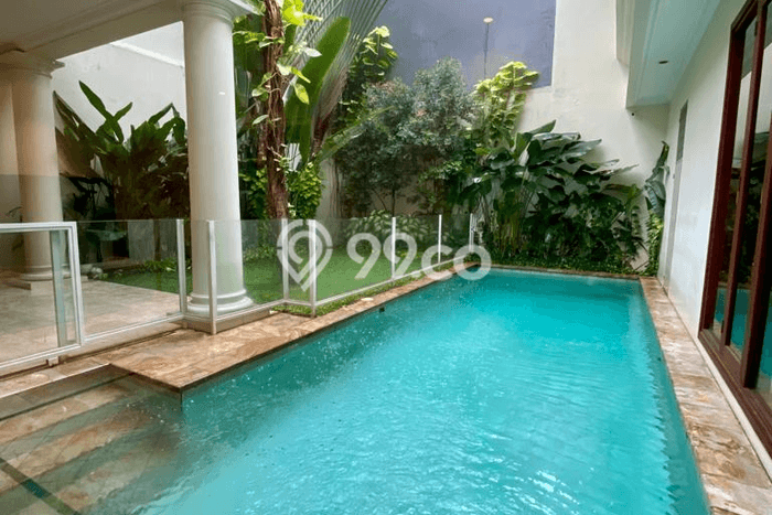 Disewakan Rumah Nyaman LT 570m2 / LB 465m2 di Pondok Indah, Jakarta Selatan Disewakan Rumah Nyaman LT 570m2 / LB 465m2 di Pondok Indah, Jakarta Selatan