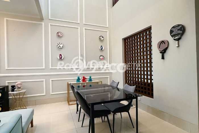 Hunian Elit LB 300m2 Siap Huni Desain Elegan di Ragunan, Jakarta Selatan Hunian Elit LB 300m2 Siap Huni Desain Elegan di Ragunan, Jakarta Selatan