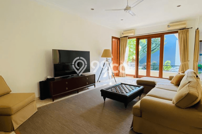 Disewakan Rumah Nyaman LT 570m2 / LB 465m2 di Pondok Indah, Jakarta Selatan Disewakan Rumah Nyaman LT 570m2 / LB 465m2 di Pondok Indah, Jakarta Selatan