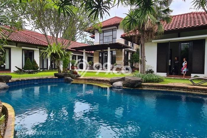 Hunian Elit LB 700m2 Siap Pakai Desain Elegan di Pondok Indah, Jakarta Selatan Hunian Elit LB 700m2 Siap Pakai Desain Elegan di Pondok Indah, Jakarta Selatan