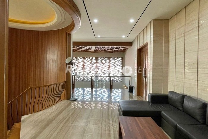 Jual Rumah Mewah Megah Dengan View Eksklusif di Pondok Indah, Jakarta Selatan Jual Rumah Mewah Megah Dengan View Eksklusif di Pondok Indah, Jakarta Selatan