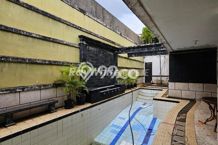 Dijual Hunian Mewah dengan Fasilitas Sekitar Komplit di Kebayoran Lama, Jakarta Selatan Dijual Hunian Mewah dengan Fasilitas Sekitar Komplit di Kebayoran Lama, Jakarta Selatan