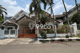 Ready to Use! Premium House LT 230m2 Desain Elegan di Lebak Bulus Ready to Use! Premium House LT 230m2 Desain Elegan di Lebak Bulus