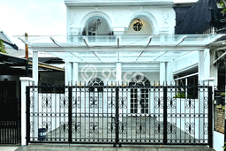 For Sale! Luxury House LT 149m2 Desain Elegan di Pondok Indah For Sale! Luxury House LT 149m2 Desain Elegan di Pondok Indah