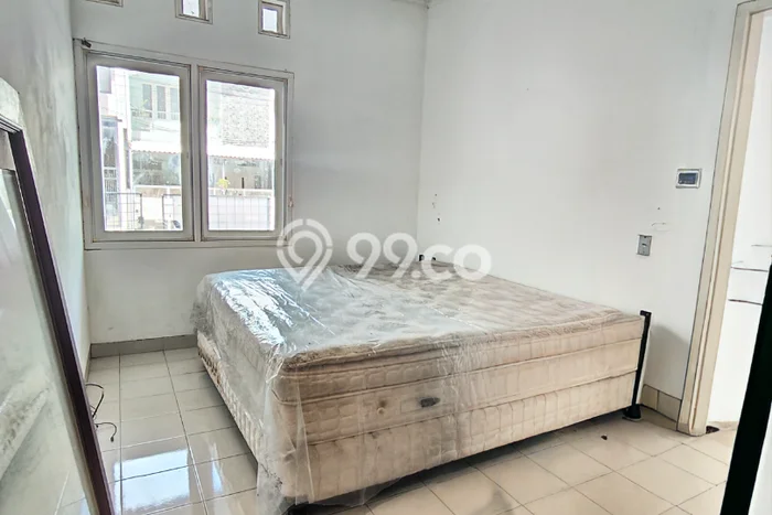 Ready to Use! Premium House LT 109m2 Desain Elegan di Lebak Bulus Ready to Use! Premium House LT 109m2 Desain Elegan di Lebak Bulus