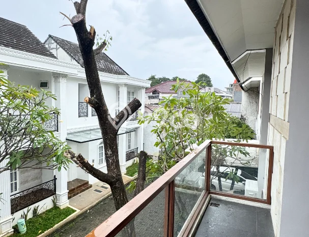 Disewakan segera rumah minimalis strategis 4 Kamar di Mampang Prapatan, Jakarta Selatan Disewakan segera rumah minimalis strategis 4 Kamar di Mampang Prapatan, Jakarta Selatan