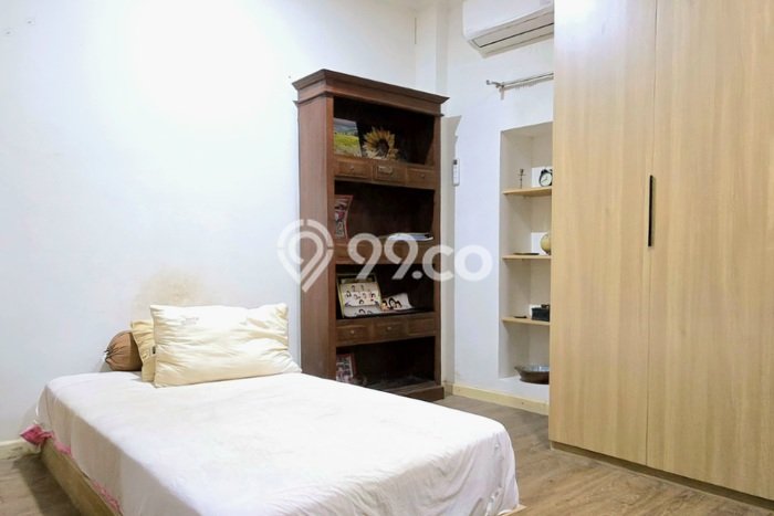 Rumah Luxury Modern Tanpa Renovasi di Bintaro Tangerang Selatan Rumah Luxury Modern Tanpa Renovasi di Bintaro Tangerang Selatan