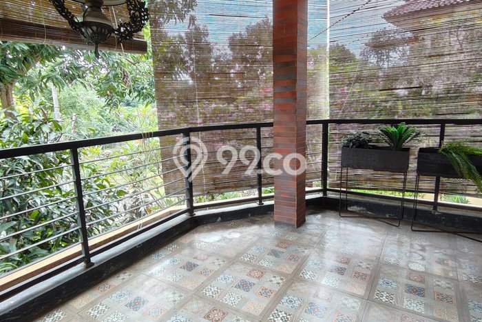Rumah Strategis Modern Lb 138m2 di Pancoran Mas, Depok Rumah Strategis Modern Lb 138m2 di Pancoran Mas, Depok