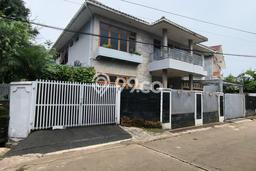 Ready to Use! Luxury House LT 500m2 Desain Elegan di Warung Buncit Ready to Use! Luxury House LT 500m2 Desain Elegan di Warung Buncit