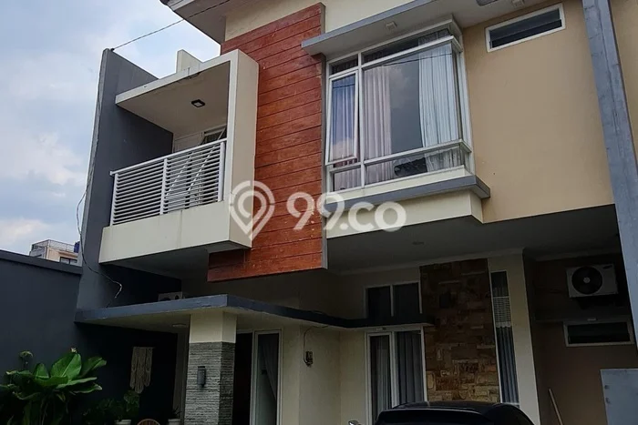 Rumah Modern Cantik 4 Kamar Bisa Langsung Pindah di Jagakarsa Rumah Modern Cantik 4 Kamar Bisa Langsung Pindah di Jagakarsa