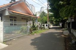 Siap Huni Rumah Mewah 3 Kamar di Kebayoran Baru Dekat ke Mana Saja Siap Huni Rumah Mewah 3 Kamar di Kebayoran Baru Dekat ke Mana Saja