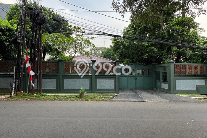 Rumah Asri di Ampera, 6 KM, LT 1000m² Bangunan 650m² Rumah Asri di Ampera, 6 KM, LT 1000m² Bangunan 650m²