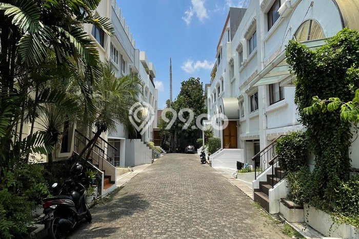 Dijual Tanah Lokasi Cipedak, Jakarta Selatan Seluas 127m2 Dijual Tanah Lokasi Cipedak, Jakarta Selatan Seluas 127m2