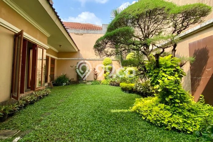 Dijual Rumah Mewah Exclusive di Cilandak, Jakarta Selatan Dijual Rumah Mewah Exclusive di Cilandak, Jakarta Selatan