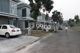 Dijual Hunian Mewah dengan Fasilitas Sekitar Lengkap di Tangerang, Tangerang Dijual Hunian Mewah dengan Fasilitas Sekitar Lengkap di Tangerang, Tangerang