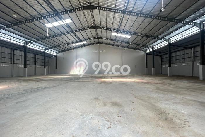 Unit Gudang Paling Strategis di Cipondoh Tangerang dengan LB 1400m2 Unit Gudang Paling Strategis di Cipondoh Tangerang dengan LB 1400m2