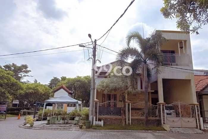 Dijual Cepat Rumah Bagus Siap Huni LB 150m2 di Sidoarjo, Sidoarjo Dijual Cepat Rumah Bagus Siap Huni LB 150m2 di Sidoarjo, Sidoarjo