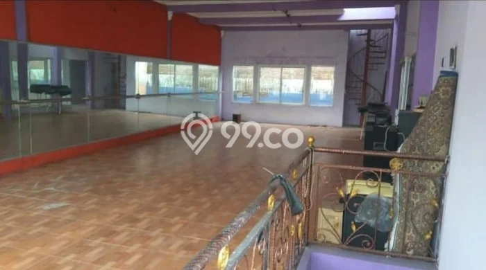 Unit Ruko Dijual di Surabaya LT 96m2 & LB 180m2 Unit Ruko Dijual di Surabaya LT 96m2 & LB 180m2