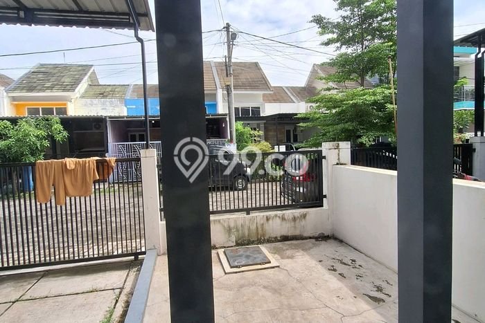 For Sale Rumah 2 Kamar Lokasi Strategis Nyaman dan Strategis di Gedangan For Sale Rumah 2 Kamar Lokasi Strategis Nyaman dan Strategis di Gedangan