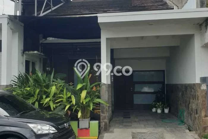 Dijual Rumah Strategis Bagus Punya 6 KT di Lakarsantri Surabaya SHM Dijual Rumah Strategis Bagus Punya 6 KT di Lakarsantri Surabaya SHM