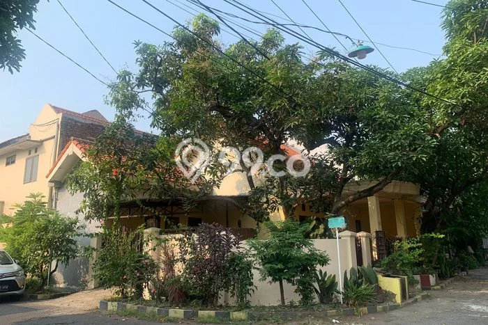 Jual Rumah Strategis Bagus Punya 3 KT di Taman Sidoarjo SHM Jual Rumah Strategis Bagus Punya 3 KT di Taman Sidoarjo SHM
