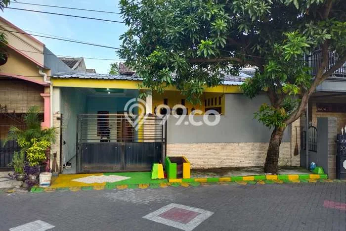 Dijual Rumah 2 Kamar Lokasi Strategis Nyaman dan Strategis di Lakarsantri Dijual Rumah 2 Kamar Lokasi Strategis Nyaman dan Strategis di Lakarsantri