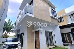 For Sale Rumah 4 Kamar Lokasi Strategis Bagus dan Strategis di Jagakarsa For Sale Rumah 4 Kamar Lokasi Strategis Bagus dan Strategis di Jagakarsa