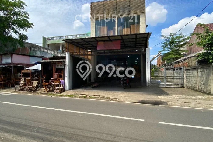 Ruko untuk Disewa di Pusat Jakarta Selatan Luas Bangunan 200m2 Ruko untuk Disewa di Pusat Jakarta Selatan Luas Bangunan 200m2