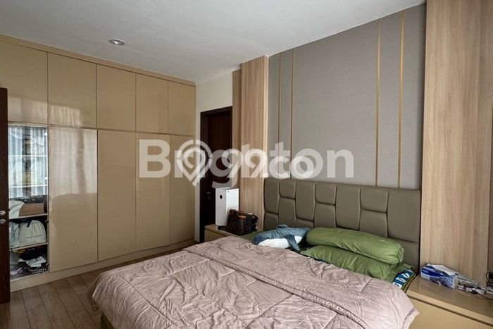 Rumah Strategis Minimalis Lb 162m2 di Cikupa, Tangerang Rumah Strategis Minimalis Lb 162m2 di Cikupa, Tangerang