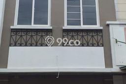 Dijual Ruko Kawasan Premium di Kota Wisata, Luas 120m², Jalan Raya Dijual Ruko Kawasan Premium di Kota Wisata, Luas 120m², Jalan Raya