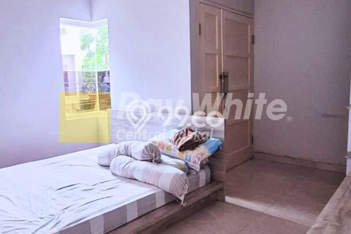 Ruko Dijual di Prime Area Bandung Luas 220m2 Ruko Dijual di Prime Area Bandung Luas 220m2