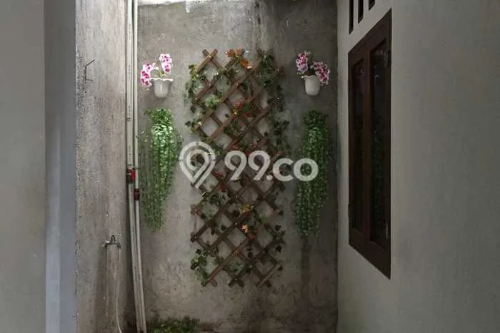 Rumah Luas Asri 3 KT Siap Pakai di Jatiwaringin Bekasi Rumah Luas Asri 3 KT Siap Pakai di Jatiwaringin Bekasi