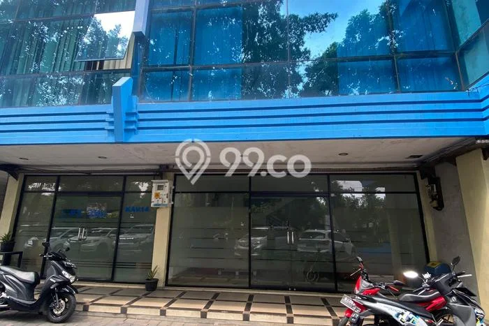 Unit Ruko Dijual di Jakarta Timur LT 78m2 & LB 234m2 Unit Ruko Dijual di Jakarta Timur LT 78m2 & LB 234m2