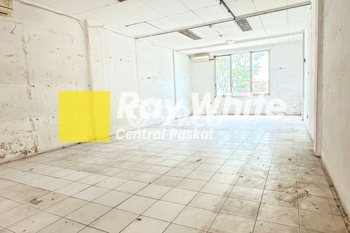 Ruko Dijual di Prime Area Bandung Luas 225m2 Ruko Dijual di Prime Area Bandung Luas 225m2