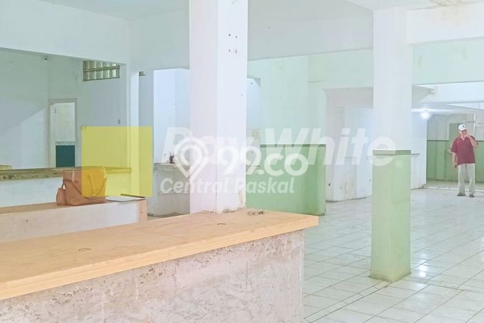 Unit Komersial Disewakan di Bandung Kawasan Strategis Harga Kompetitif Unit Komersial Disewakan di Bandung Kawasan Strategis Harga Kompetitif