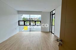 Dijual Rumah Luas Elegan Dengan View Cantik di Setiabudi, Bandung Dijual Rumah Luas Elegan Dengan View Cantik di Setiabudi, Bandung