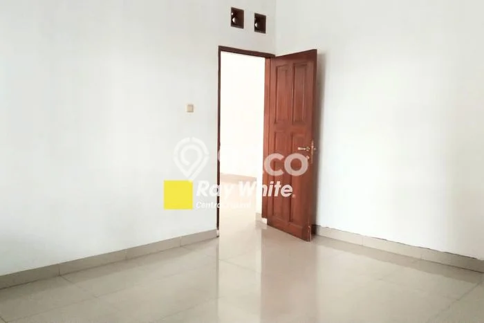 Disewakan Komersial di Turangga, Luas 1000m², Pusat Niaga Disewakan Komersial di Turangga, Luas 1000m², Pusat Niaga