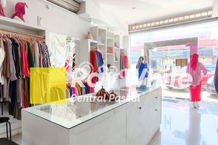 Ruko Bagus LT 85m2 LB 130m2 Dijual di Cimahi Tengah Cimahi Ruko Bagus LT 85m2 LB 130m2 Dijual di Cimahi Tengah Cimahi