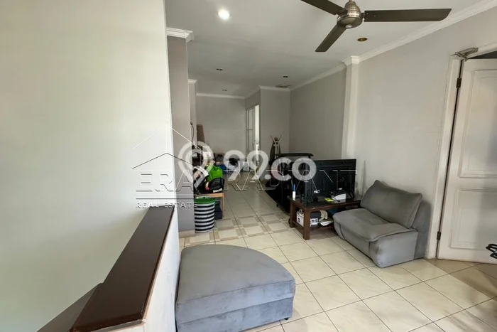 Rumah Elit Modern Tanpa Renovasi di Bintaro Tangerang Selatan Rumah Elit Modern Tanpa Renovasi di Bintaro Tangerang Selatan