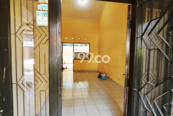 Rumah Disewakan Tangerang LT 102m2 LB 77m2 Kawasan Alam Sutera Rumah Disewakan Tangerang LT 102m2 LB 77m2 Kawasan Alam Sutera