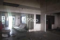 Tanah Area Strategis di Menteng, Luas 529m2m², Ideal untuk Usaha Tanah Area Strategis di Menteng, Luas 529m2m², Ideal untuk Usaha