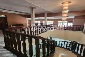 Rumah 9 Kamar Lengkap Disewakan di Menteng Harga Kompetitif Rumah 9 Kamar Lengkap Disewakan di Menteng Harga Kompetitif