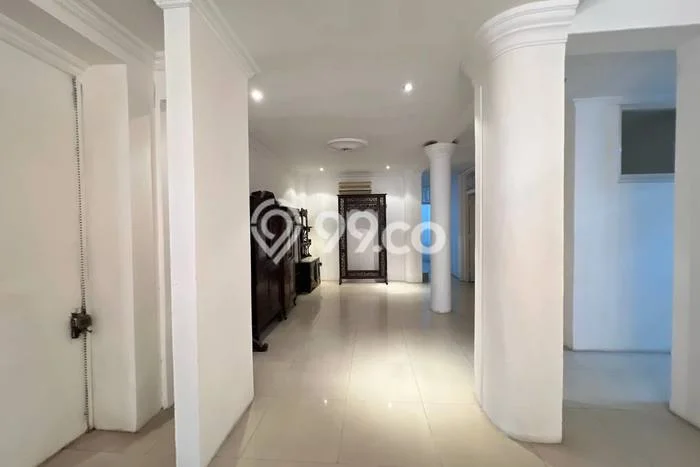 Lokasi terbaik! Rumah siap huni disewakan di Menteng LB 200m2 Lokasi terbaik! Rumah siap huni disewakan di Menteng LB 200m2