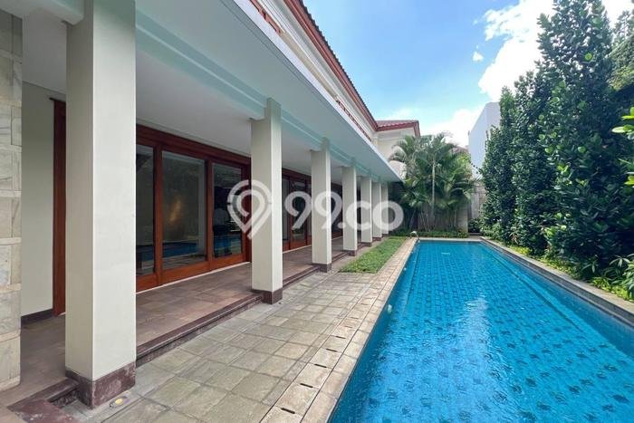 Sewa Rumah Modern di Menteng Harga Rp 1,6 Miliar/ Tahun Sewa Rumah Modern di Menteng Harga Rp 1,6 Miliar/ Tahun