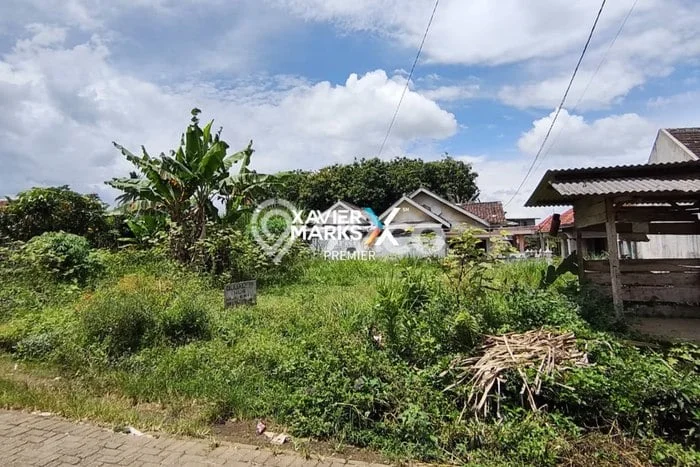 Kavling Tanah Dijual di Dampit, Malang, Luas 300m2 Area Strategis Kavling Tanah Dijual di Dampit, Malang, Luas 300m2 Area Strategis