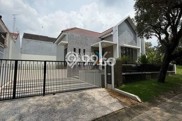 Jarang Ada! Rumah Sewa 1 Kamar Bagus Siap Huni Villa Puncak Tidar Jarang Ada! Rumah Sewa 1 Kamar Bagus Siap Huni Villa Puncak Tidar