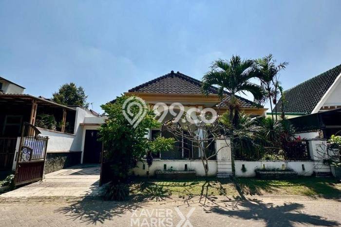 For Sale! Luxury House LT 300m2 Desain Modern di Villa Puncak Tidar For Sale! Luxury House LT 300m2 Desain Modern di Villa Puncak Tidar