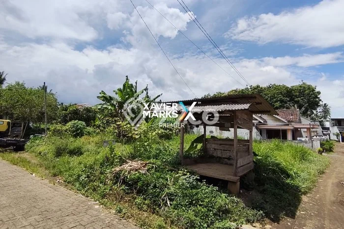 Kavling Tanah Dijual di Dampit, Malang, Luas 300m2 Area Strategis Kavling Tanah Dijual di Dampit, Malang, Luas 300m2 Area Strategis