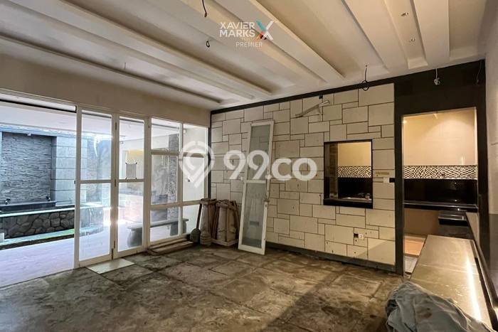 Dijual Rumah Luas Megah Dengan View Eksklusif di Villa Puncak Tidar, Malang Dijual Rumah Luas Megah Dengan View Eksklusif di Villa Puncak Tidar, Malang
