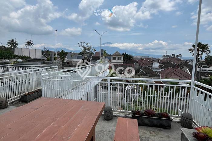 Dijual Rumah Luas Megah Dengan View Eksklusif di Villa Puncak Tidar, Malang Dijual Rumah Luas Megah Dengan View Eksklusif di Villa Puncak Tidar, Malang